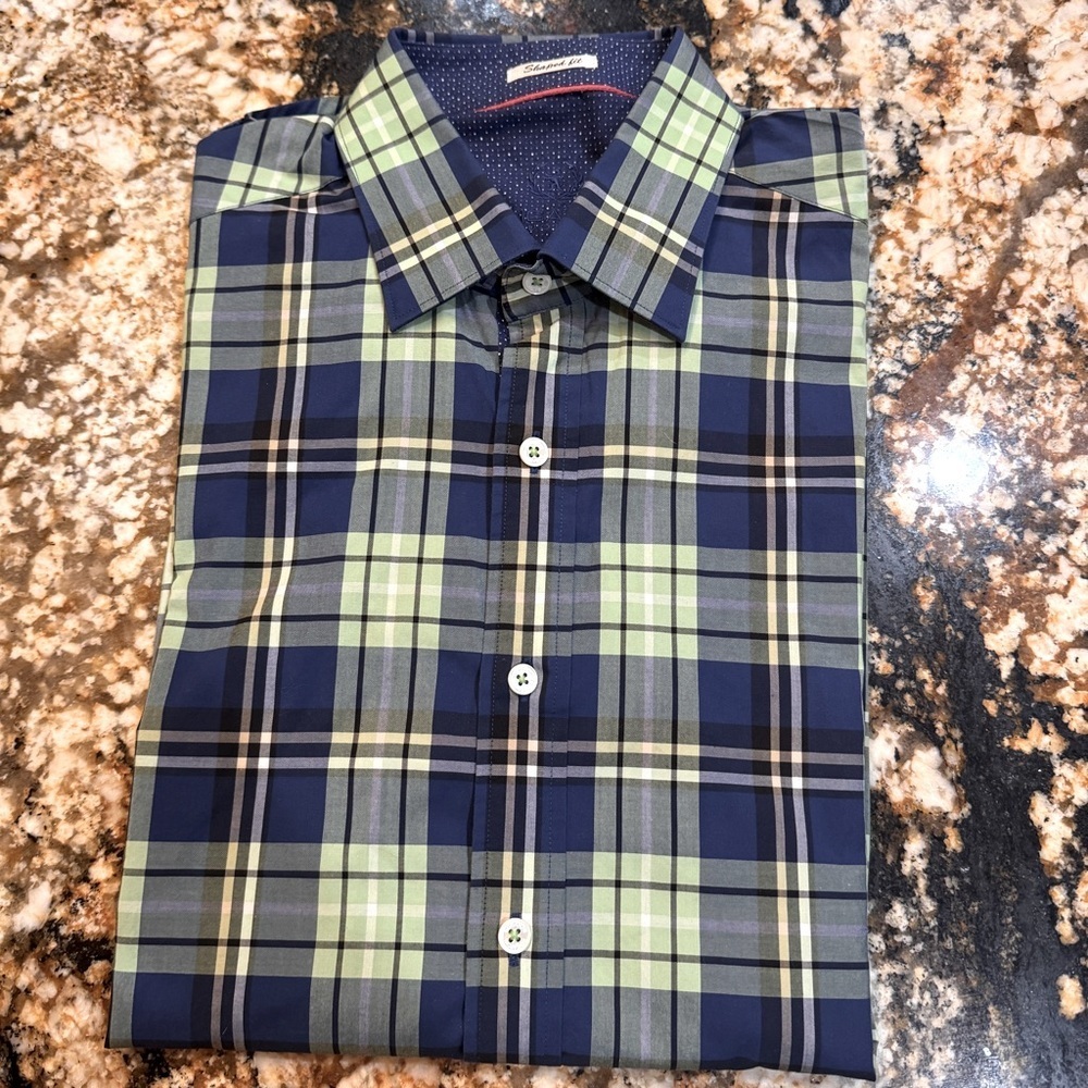 Bugatchi‎ dress shirt size large slim fit beautiful shirt shaped fit 100% Cotton